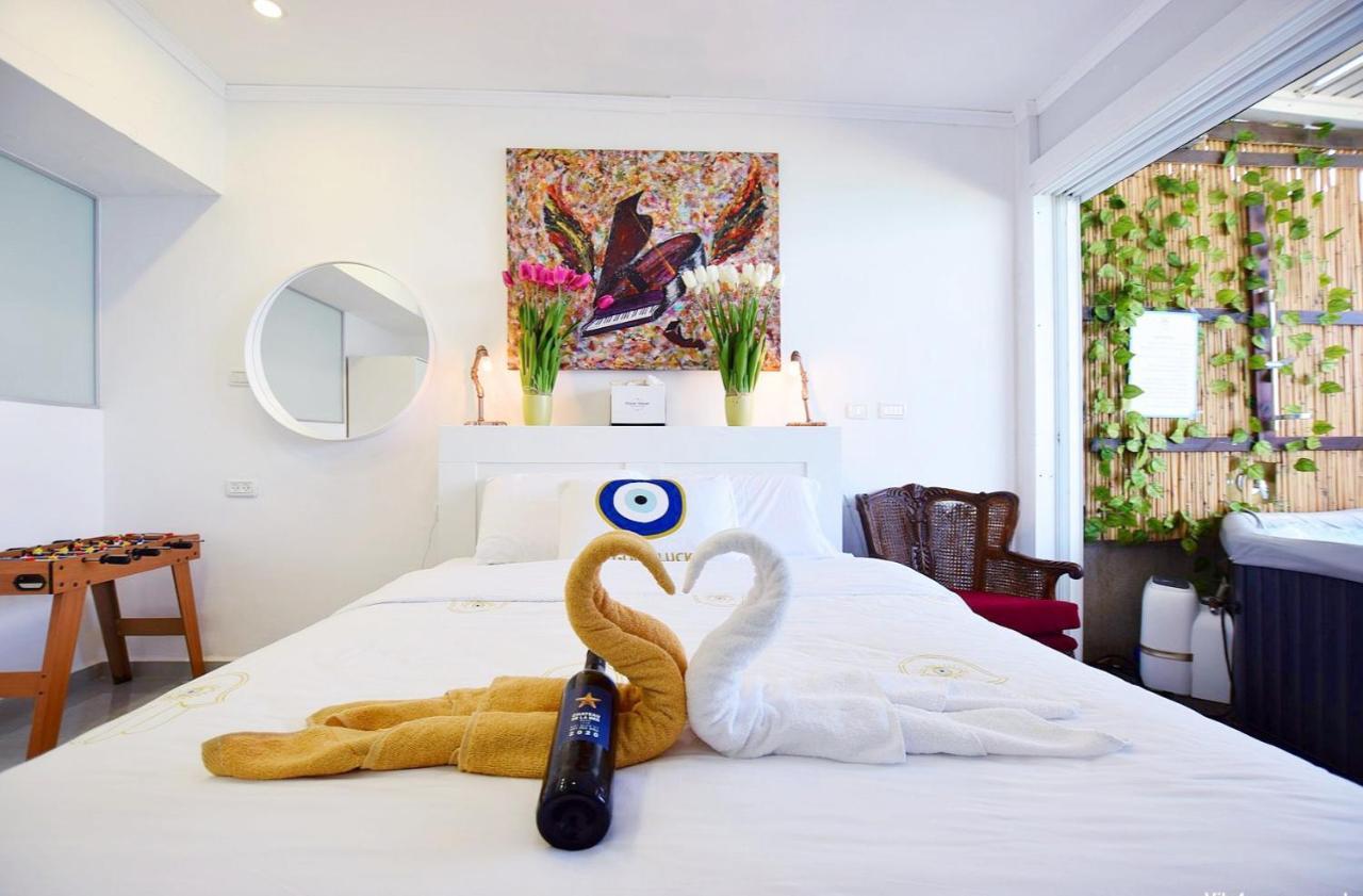 Magic On The Sea-Suites With A Private Jacuzzi And A Private Sea View Netanya Exterior foto