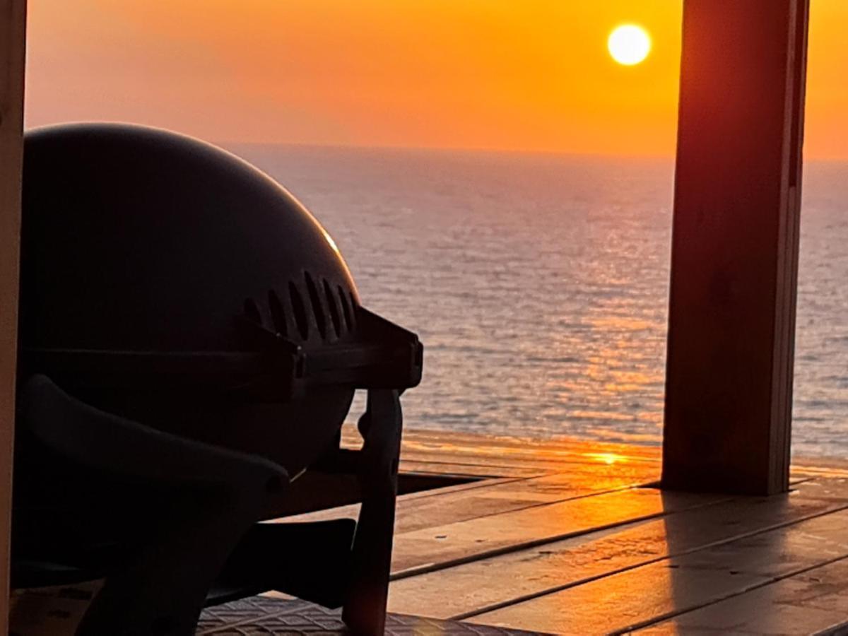 Magic On The Sea-Suites With A Private Jacuzzi And A Private Sea View Netanya Exterior foto